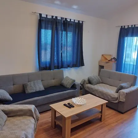 Apartament Tesa